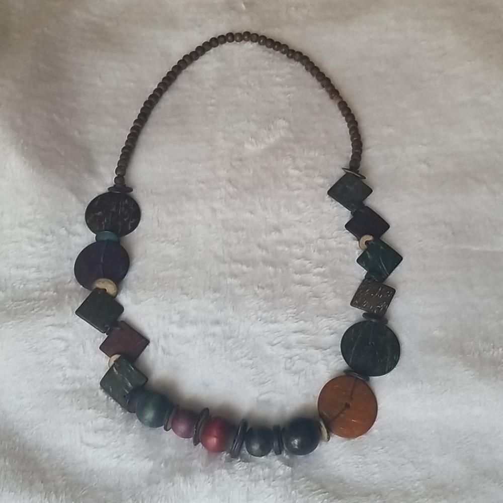Beaded necklace